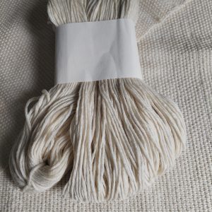 Écheveaux Écru 6*2/28 la gamme "Bannette"